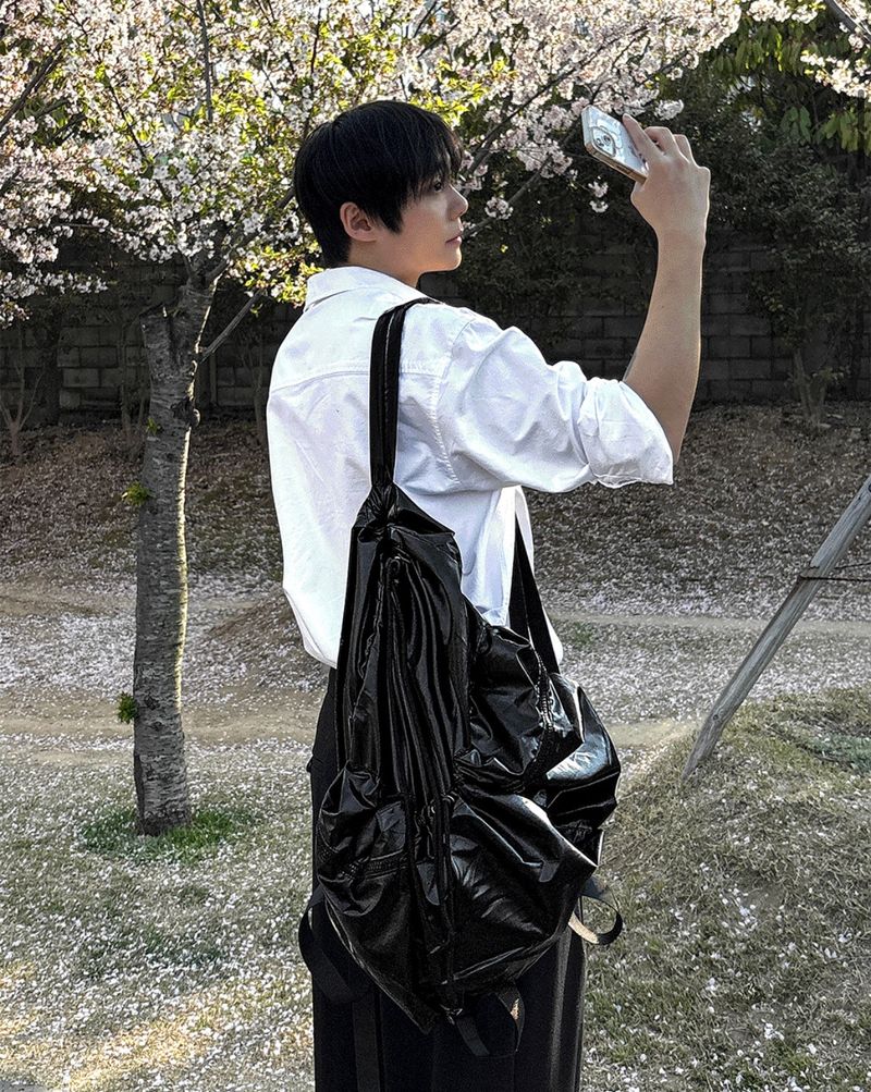 Hotono Glossy Backpack