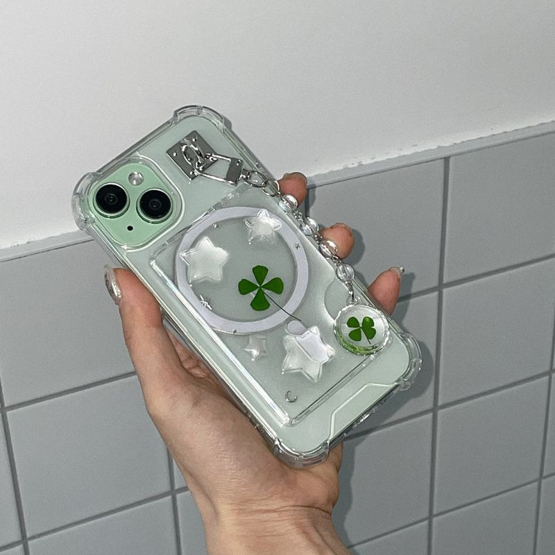 Ellebelle market（エルベルマーケット）の「[made]Lucky clover magsafe card wallet（Smartphone Accessories）」