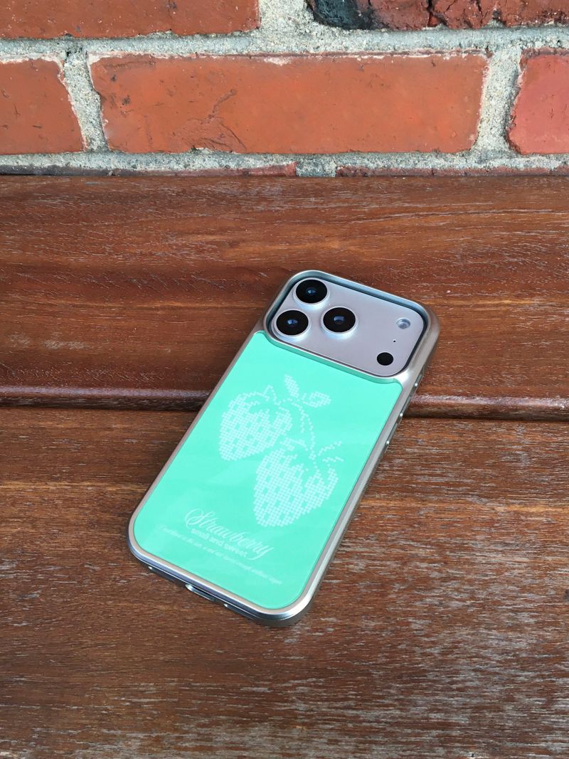 Strawberry Silver Glass Bumper Case