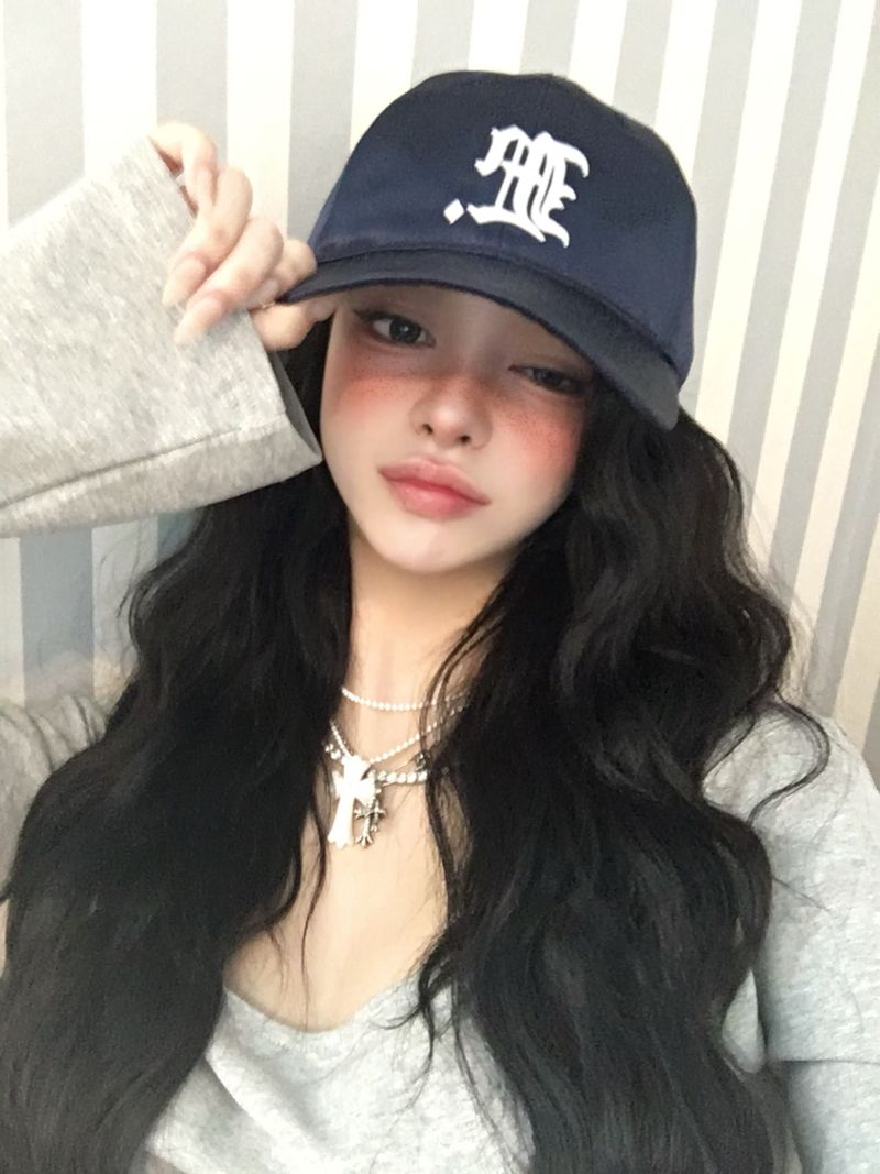 Gray shoulder crop hoodie