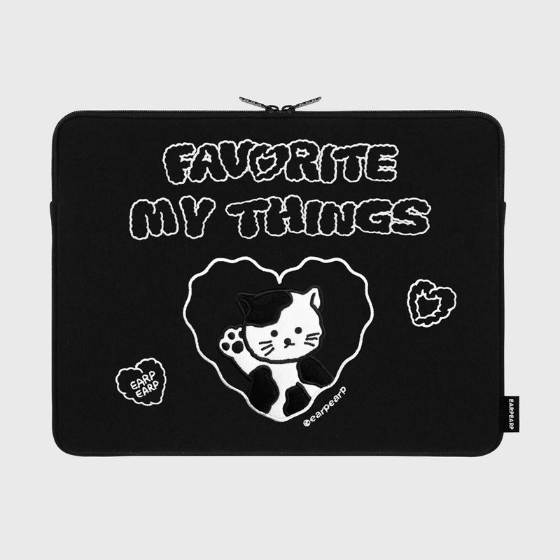EARPEARP（アプアプ）の「MILK JOIE-BLACK(15INCH NOTEBOOK POUCH)（Smartphone Accessories）」