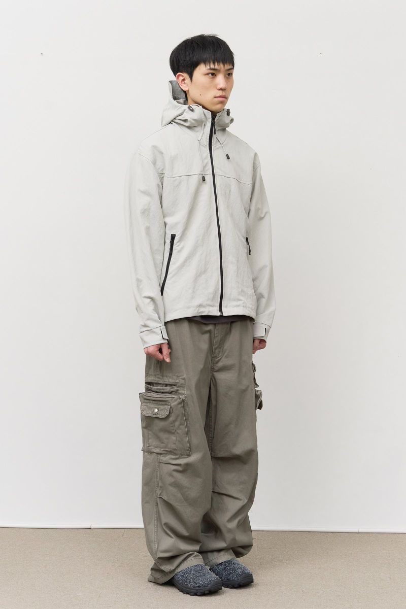 Vault Windbreaker