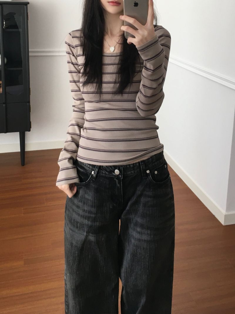 Kitten（キッテン）の「Kitch Stripe T-shirt (3 colors)（Tops）」
