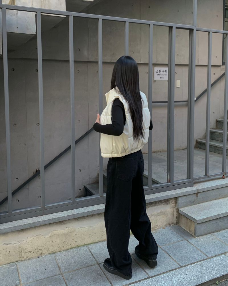 Leather crop string padding vest