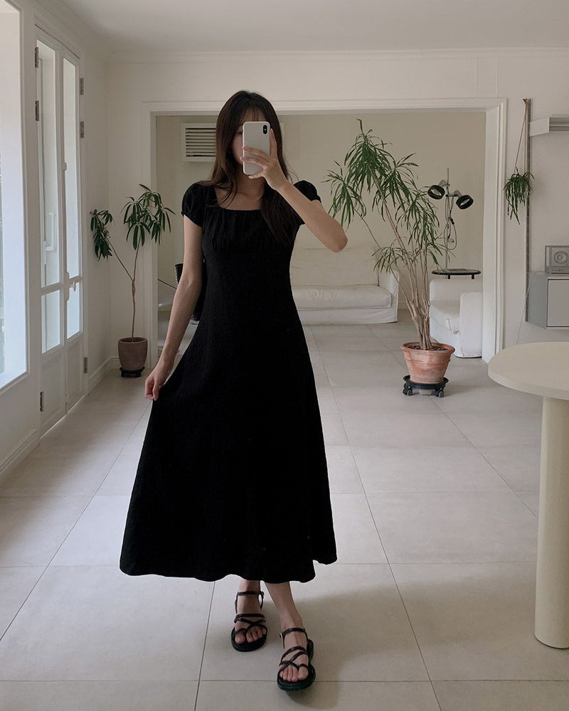 Del Flower Puff Long Dress