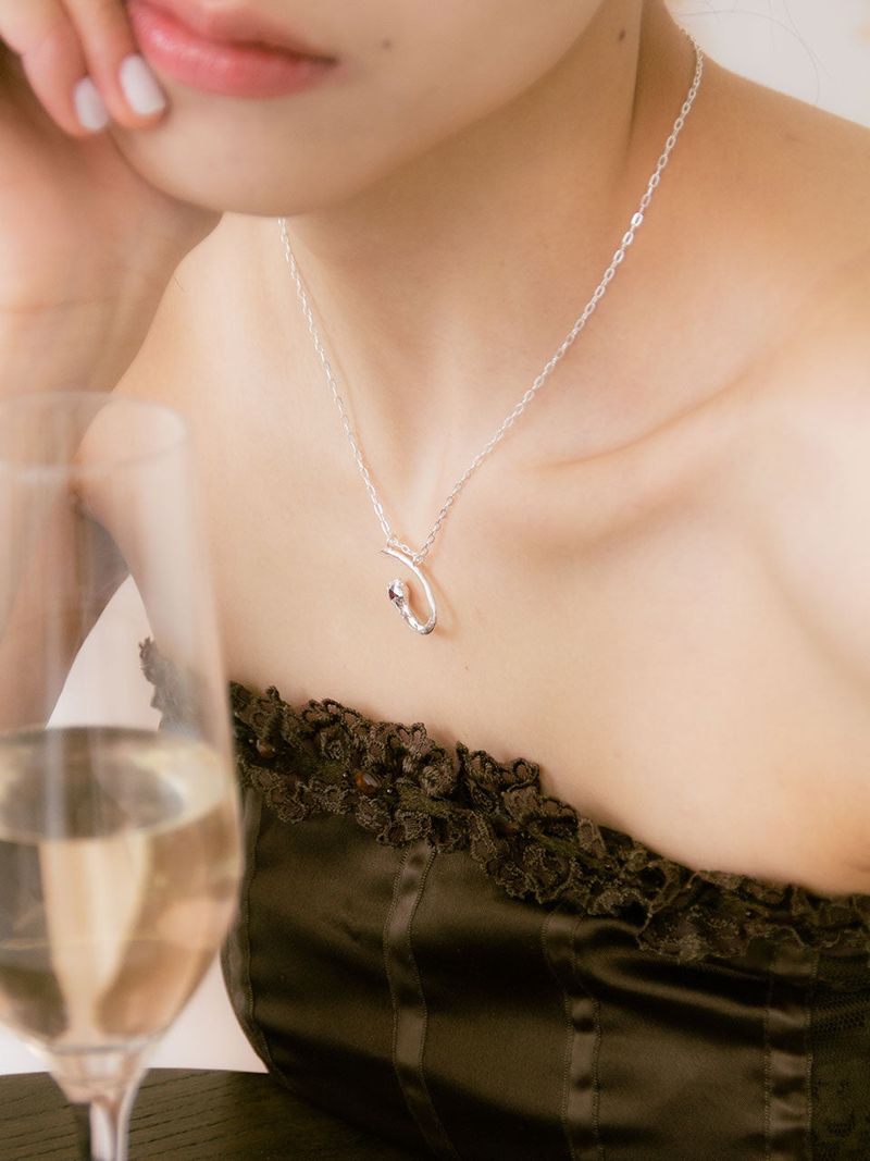 Comet Necklace