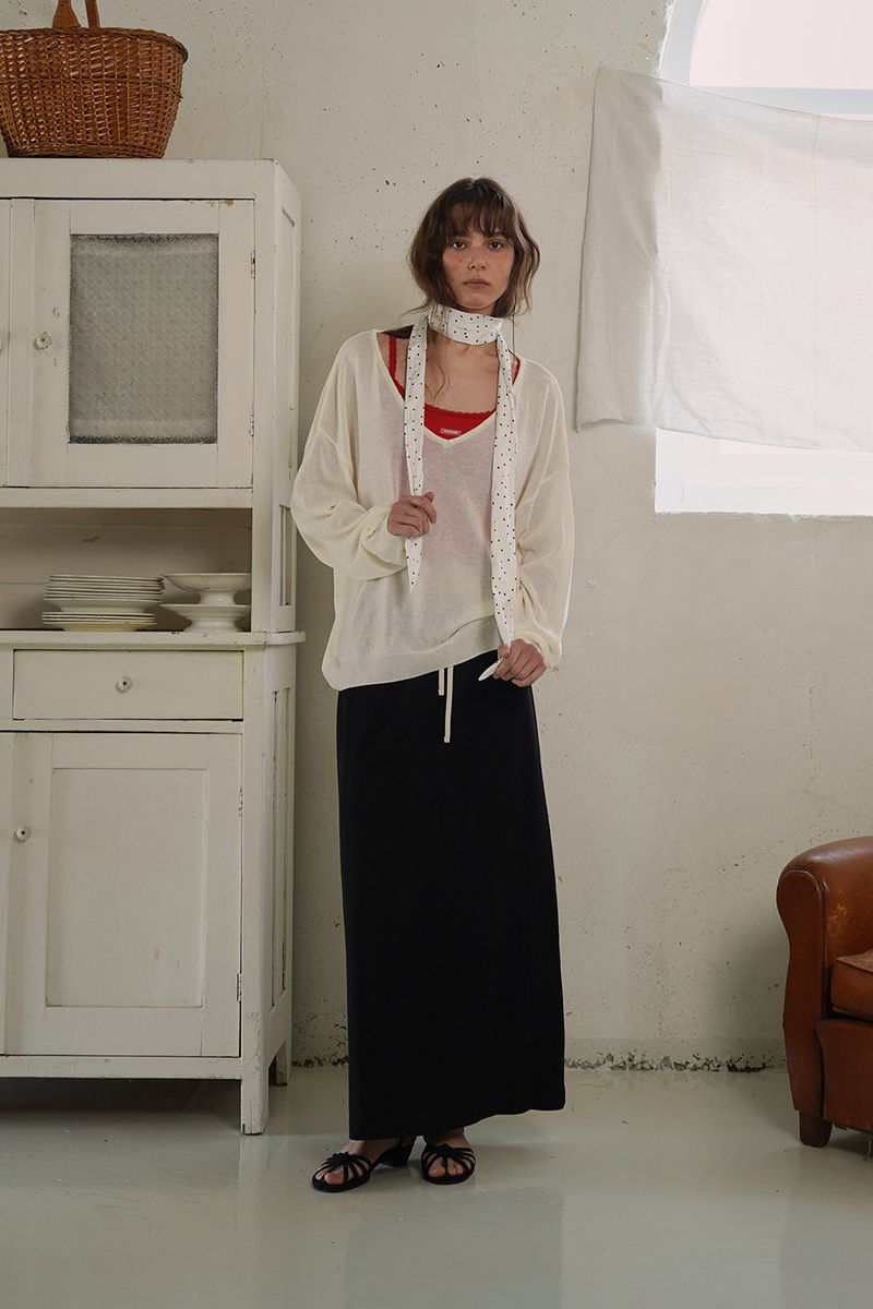 Button v-neck knit_ivory