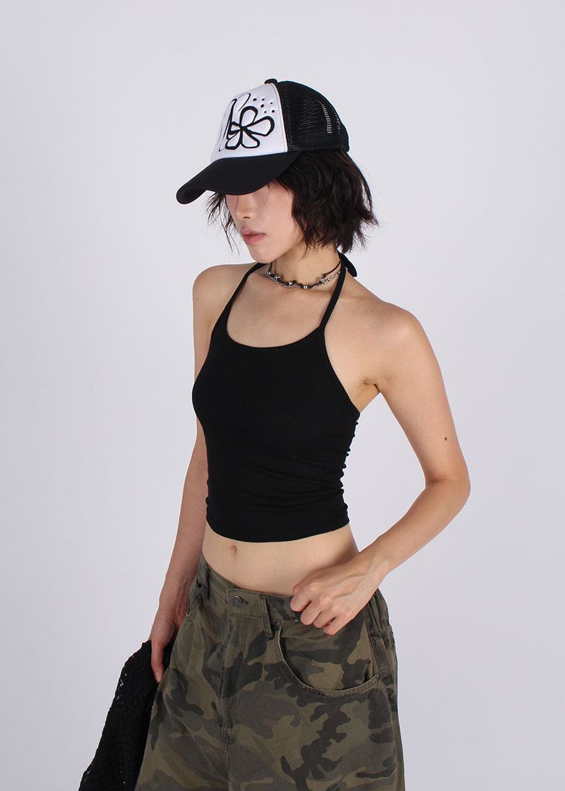 CROPPED HALTER SLEEVELESS