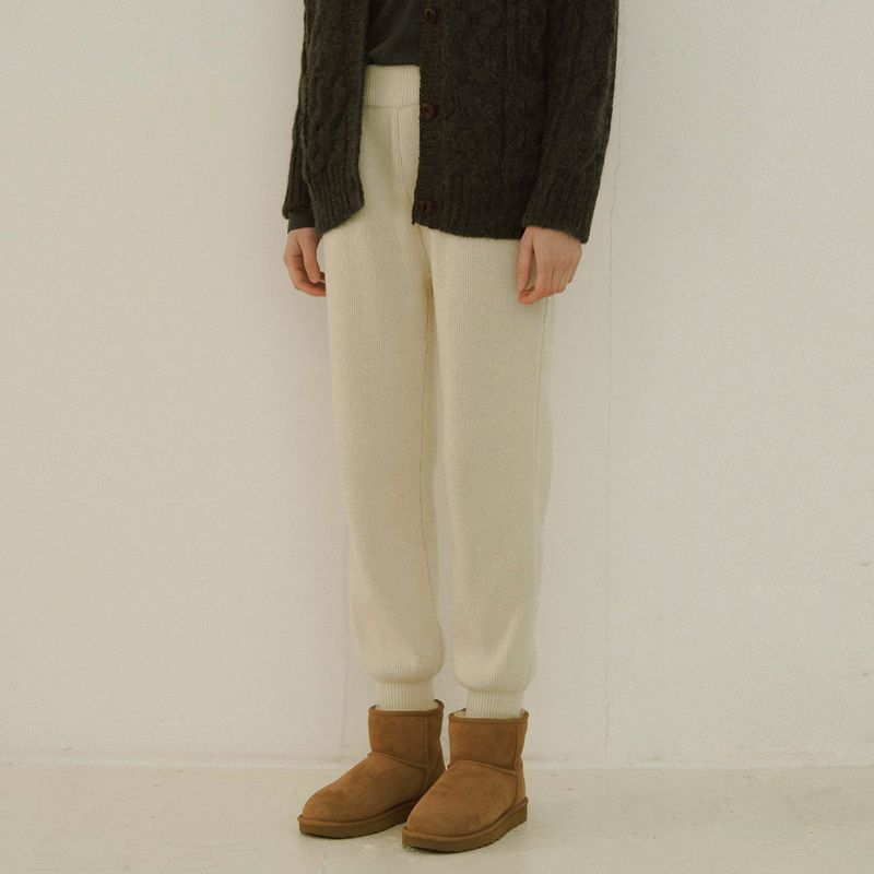 URAGO（ユラゴ）の「Lambswool knit jogger pants（Pants）」