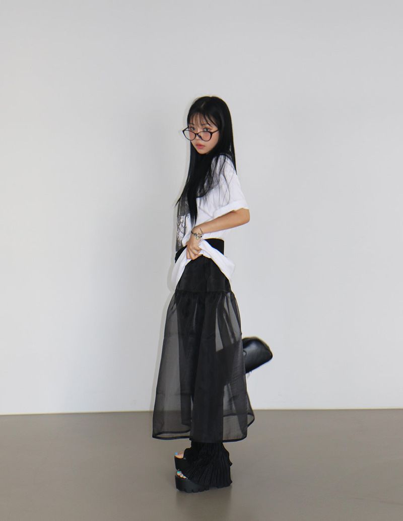 Volume see-through layered long skirt