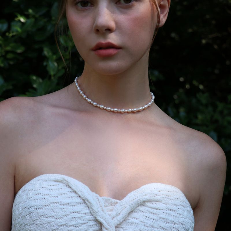 oval pearl necklace