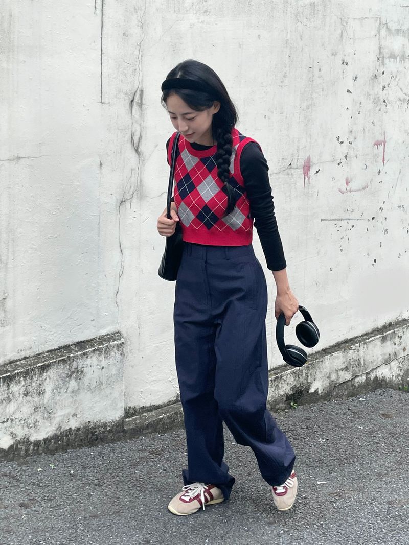 Scottish fish knit vest