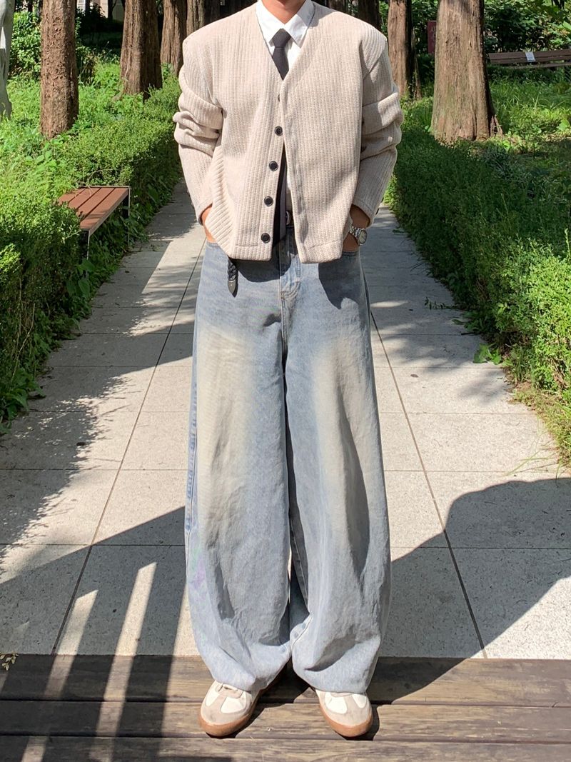 Berlin V-Neck Crop Cardigan