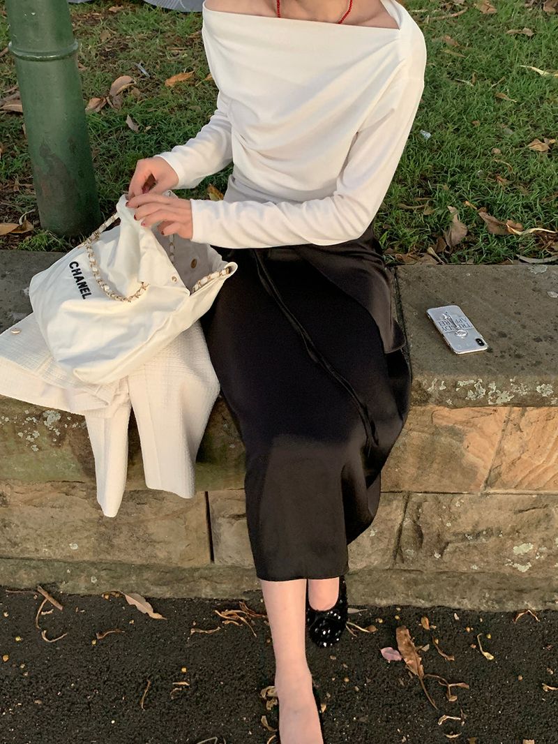 [MADE] Roel le Off-Shoulder Shirring T-shirt