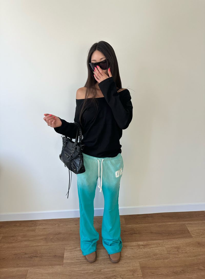 loose off shoulder tee