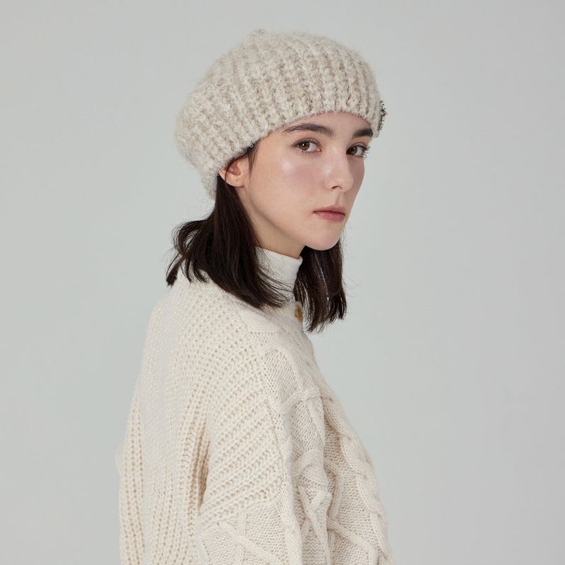 VARZAR Safety Pin Knit Beret / Oatmeal