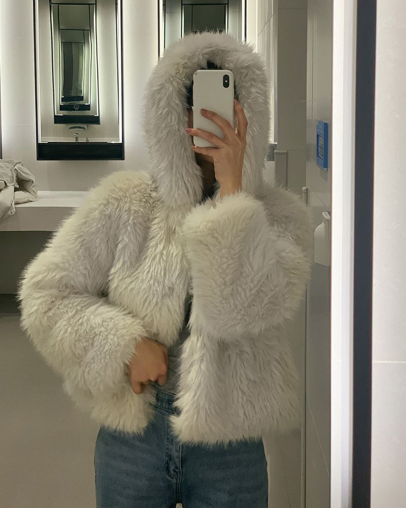 MAYBINS（メイビンス）の「Mumon Eco Fur Hooded Jumper（Jackets/Outerwear）」