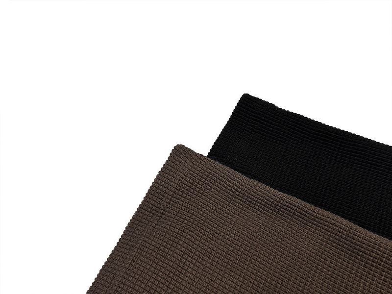 Lion Eyelet Half Sleeve