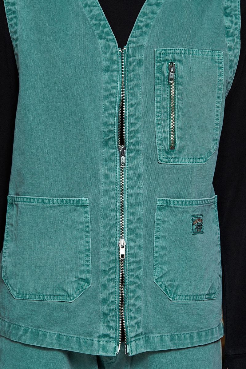 DYED ZIP CARGO VEST / EMERALD