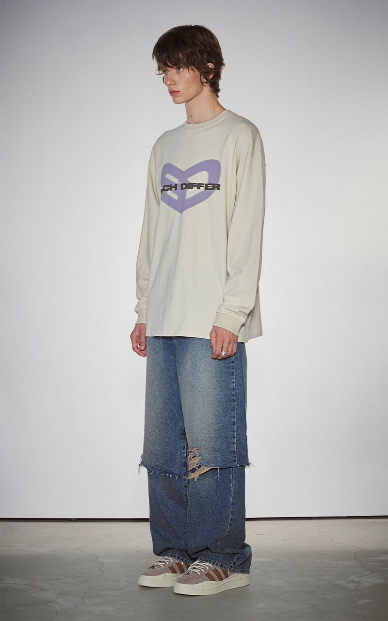 BLUR HEART LONG SLEEVE_BEIGE