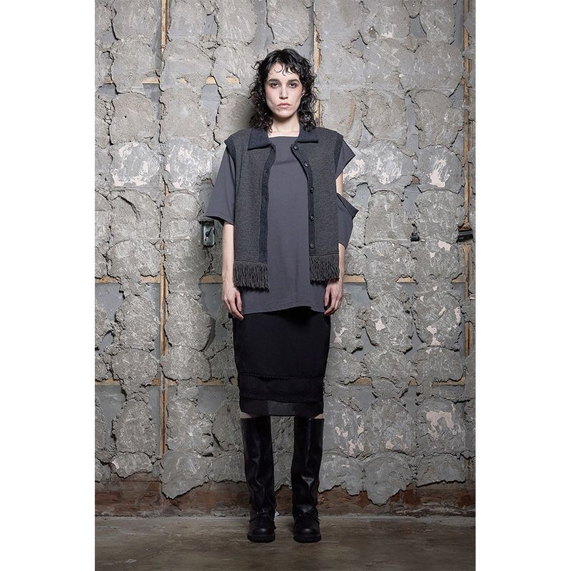 FRINGE KNIT VEST