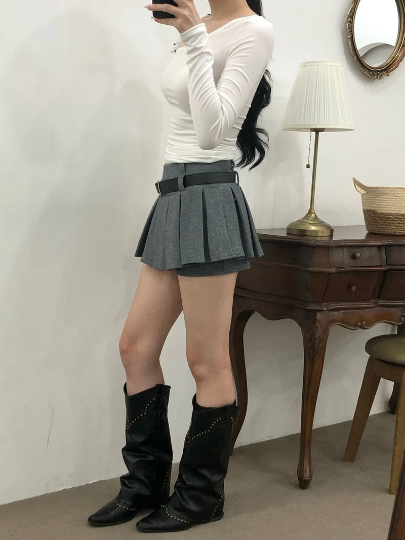 Belt Two-buckle Mini Skirt Pants