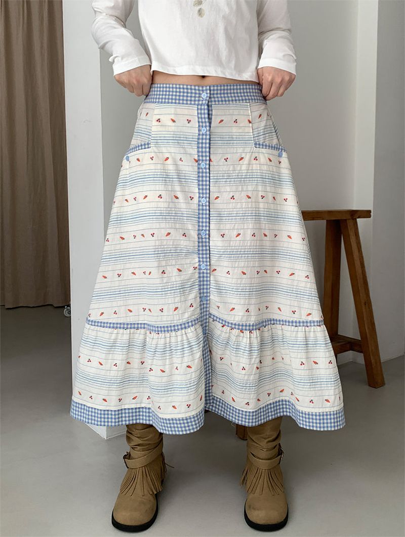CARROT BUTTON FULL SKIRT (2C)