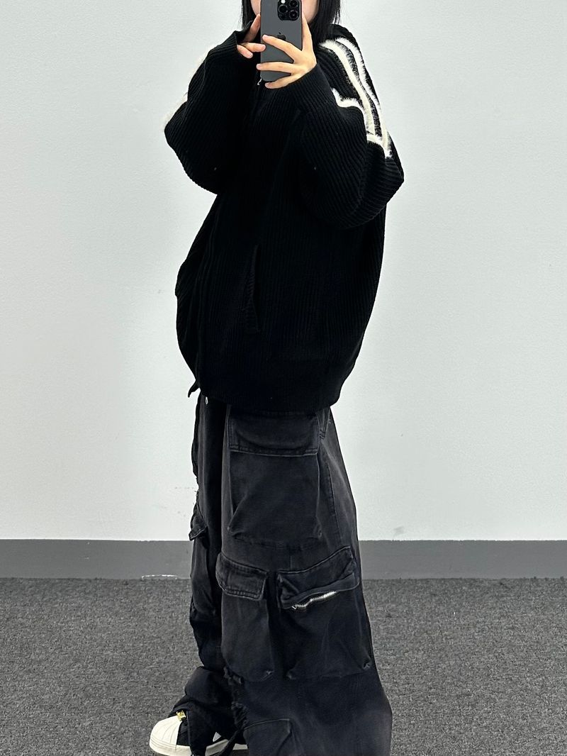 hairy line knit zip-up