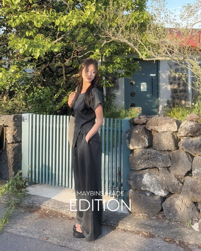 MAYBINS（メイビンス）の「[MADE] Back‑slit T‑shirt & pants set（Setup）」