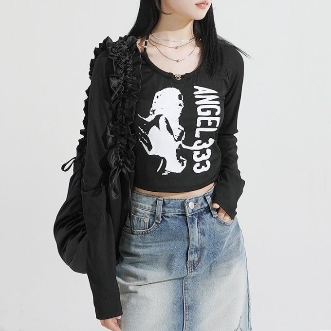 KIXI（キッシー）の「Choker Neck Cropped T-shirt（Tops）」