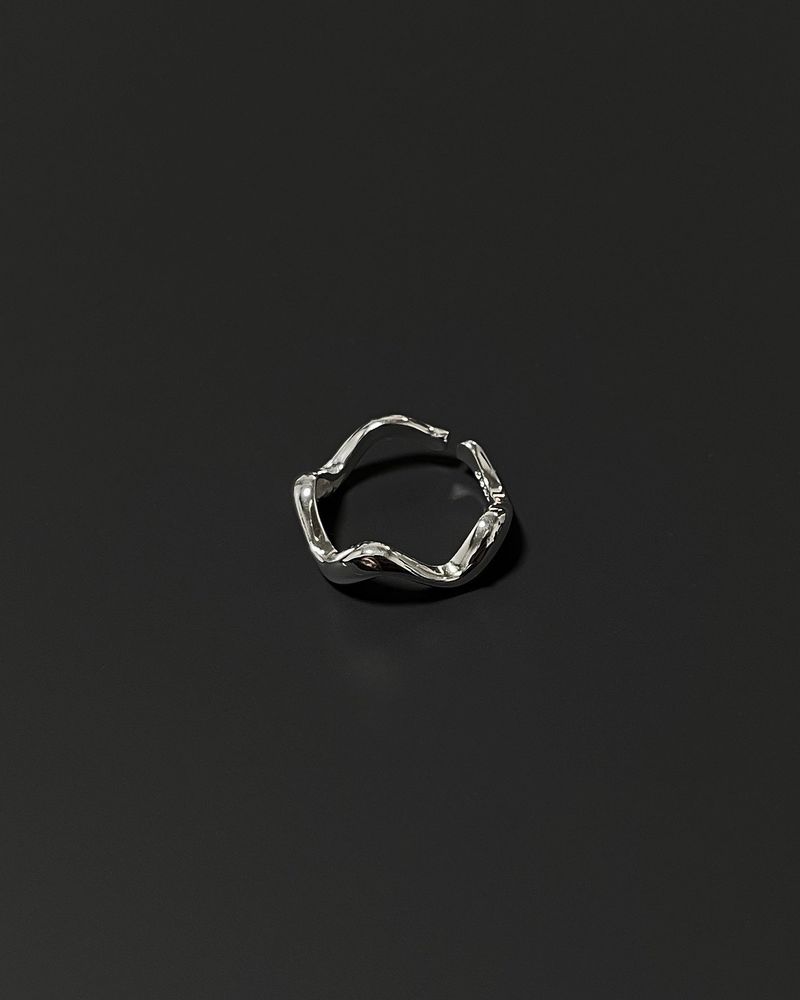 refrainfromspace(リフレインフロームスペース)の「silver wave ring (925silver)(Accessories)」