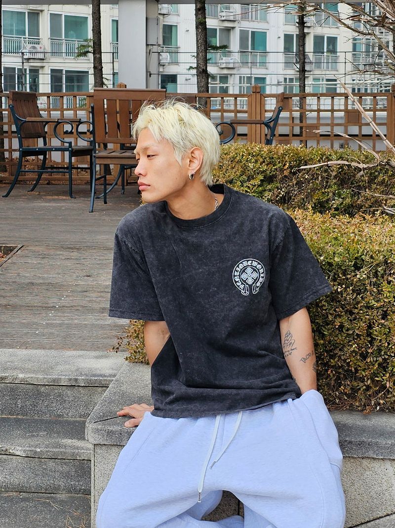 VENTIQUE（ベンティーク）の「VENTIQUE Chain T-shirt 3color（Tops）」
