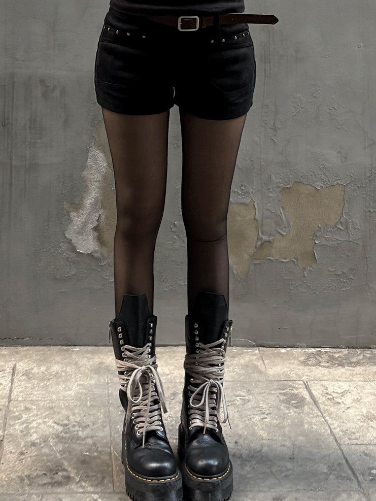[Belt set] Rivet Suede Shorts