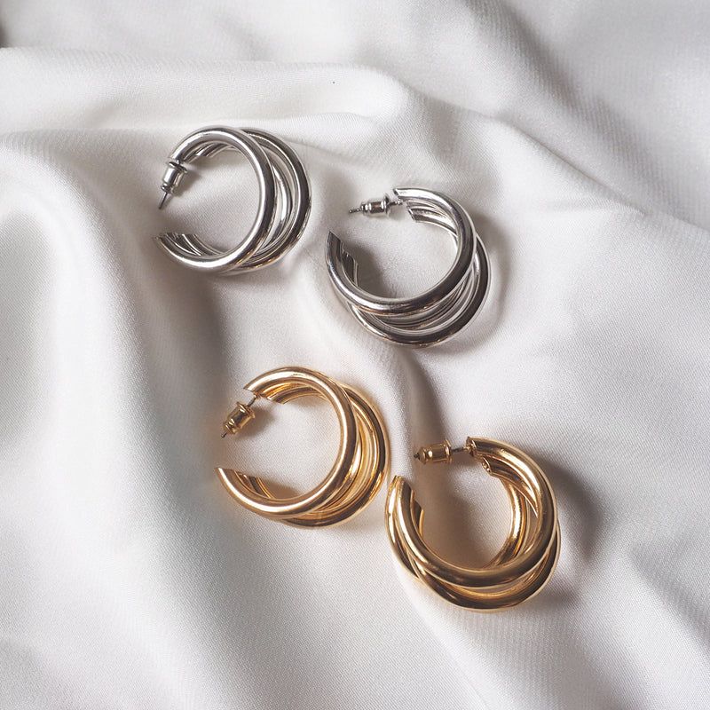 TRIPLE HOOP EARRINGS Gold