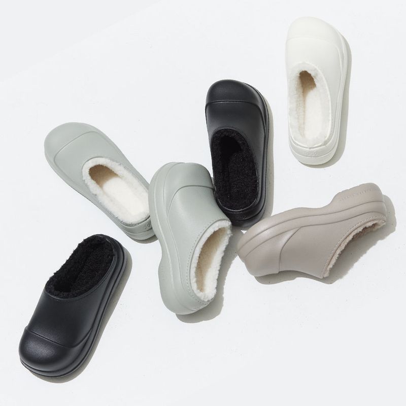 Wednesday Evening Winter Clog - Sage Green