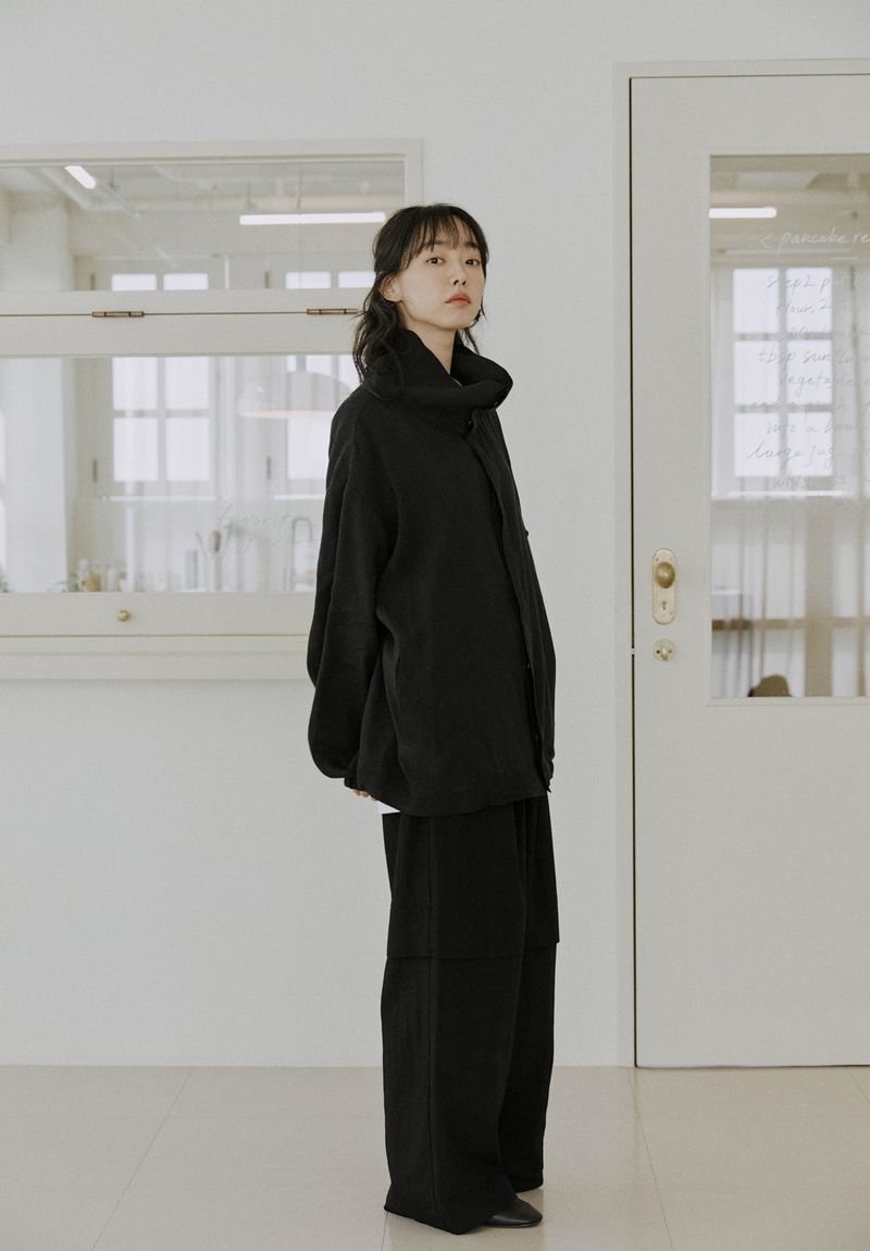 unisex folding pants black