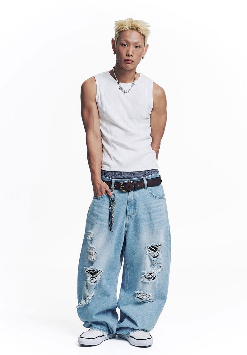 Distressed Curved Denim Pants - Light Blue