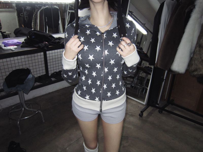 Star zip-up