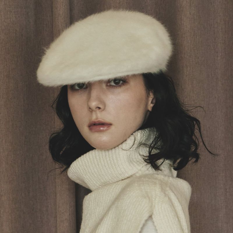 VA Stud Angora Hunting Cap / Ivory