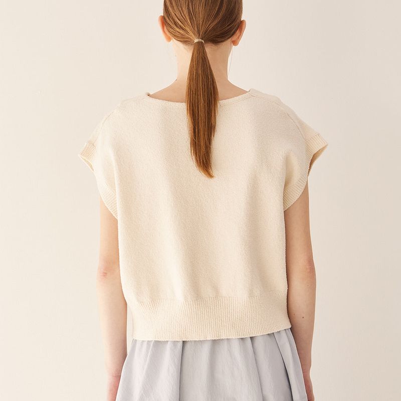 Crumble v-neck vest_cream