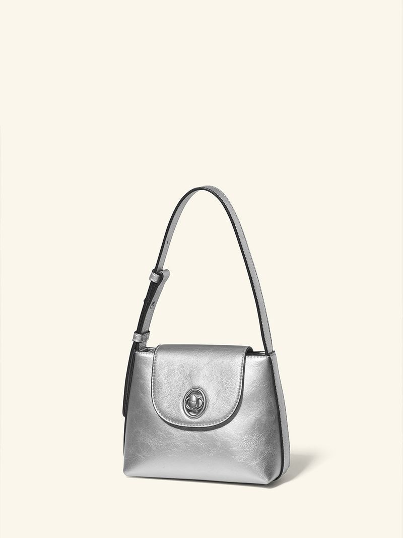 Egg Lock Tote