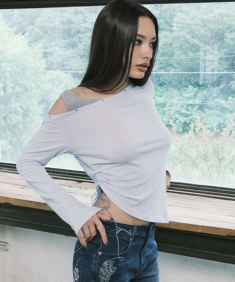 EYELET OFF SHOULDER L/S (LIGHT BLUE)
