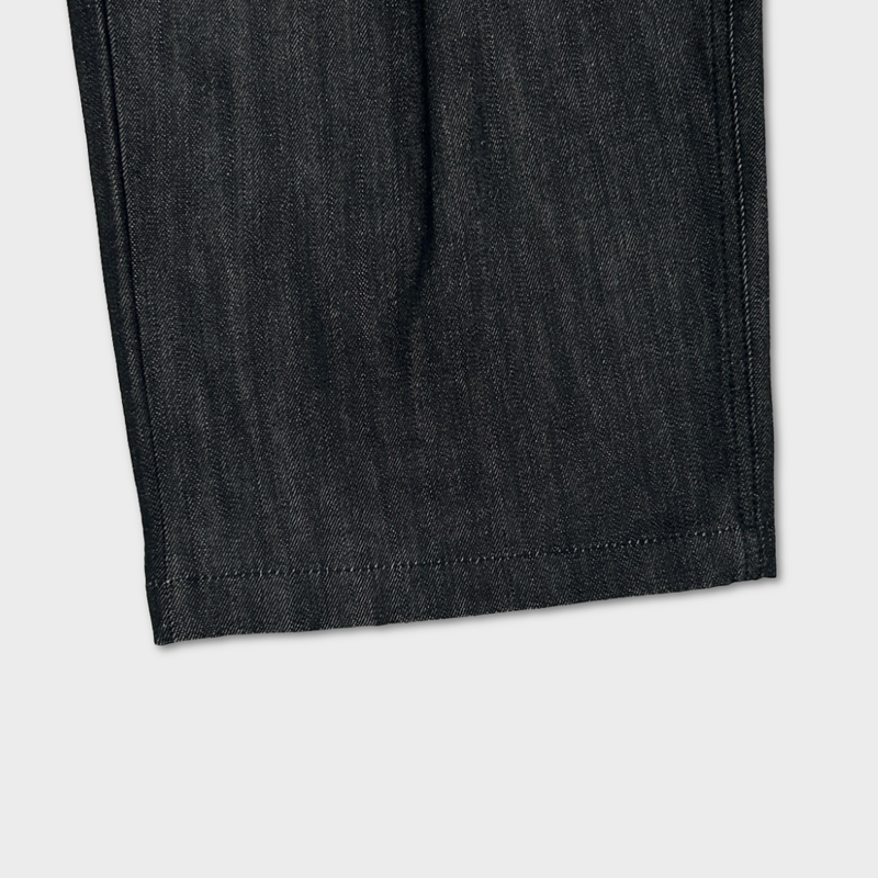 DEVIVE DEEP ONE TUCK WIDE DENIM