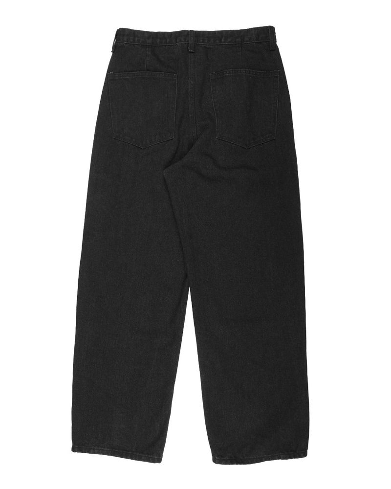 BASIC TWO TUCK BLACK DENIM