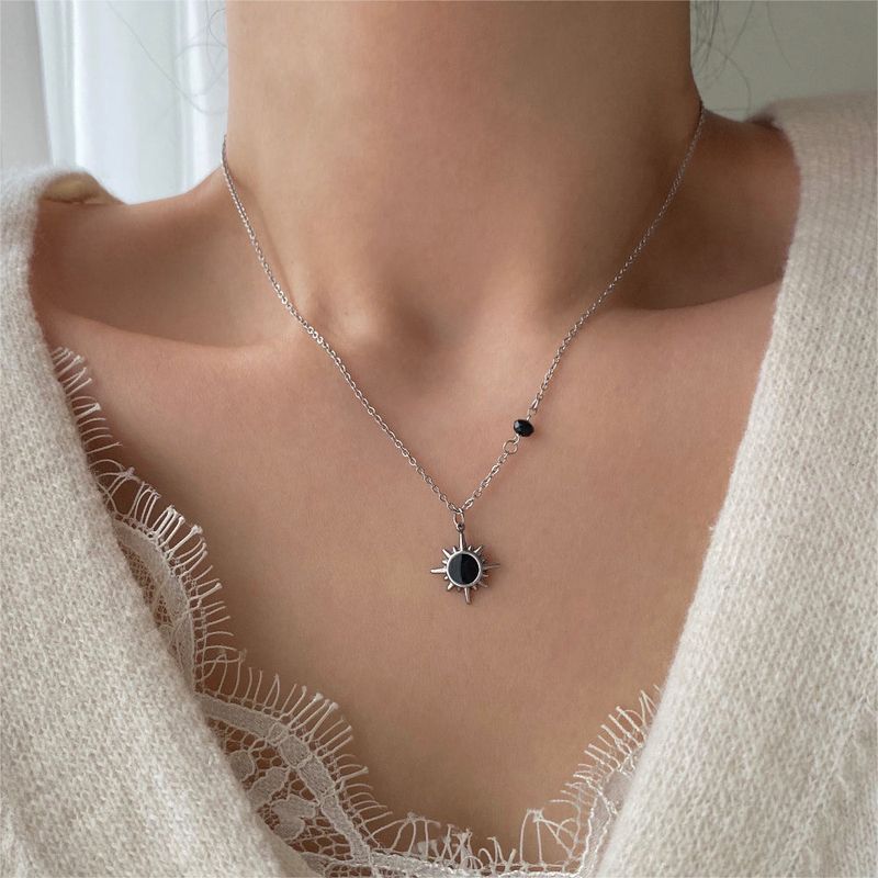 shia Shine Star Black Unique Necklace