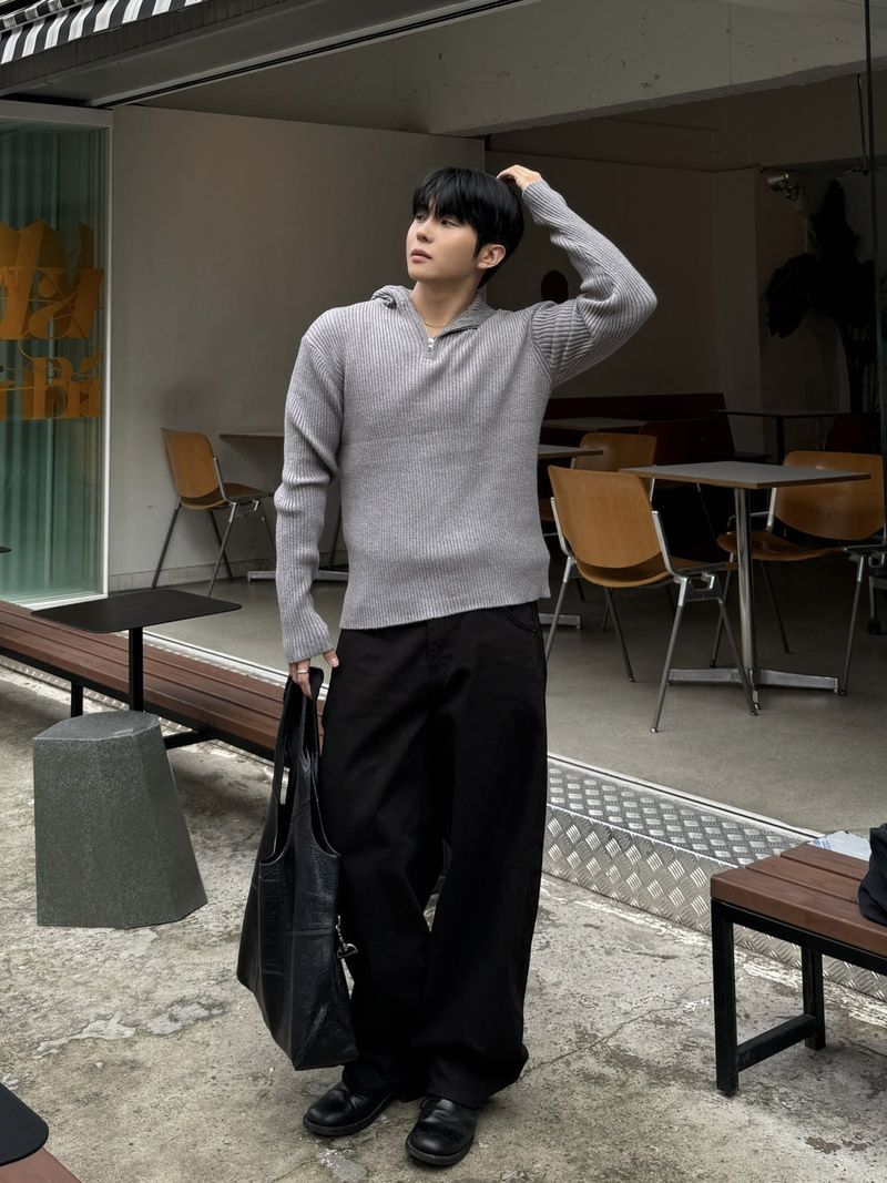 Tail hooded warmer knitwear