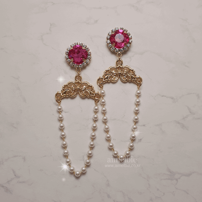 フクシアクイーンピアス