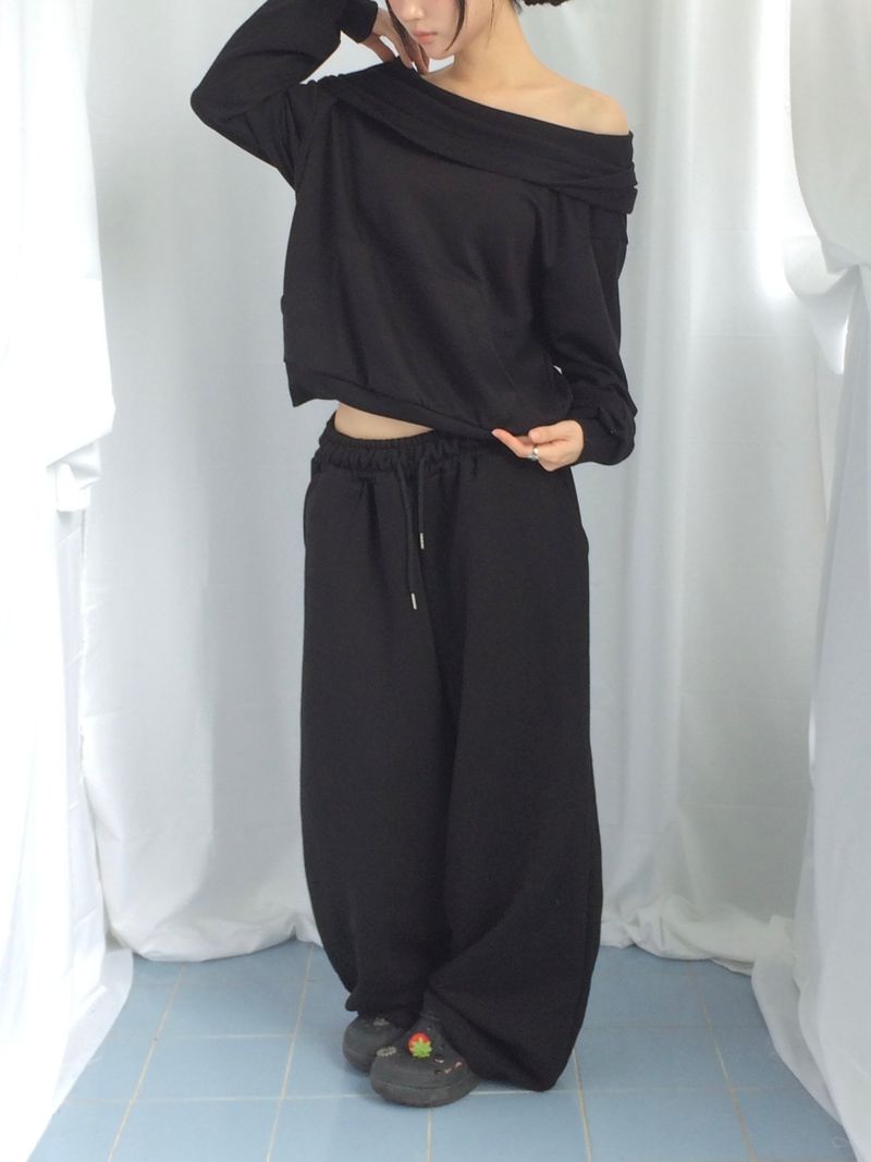 loose fit basic jogger pants