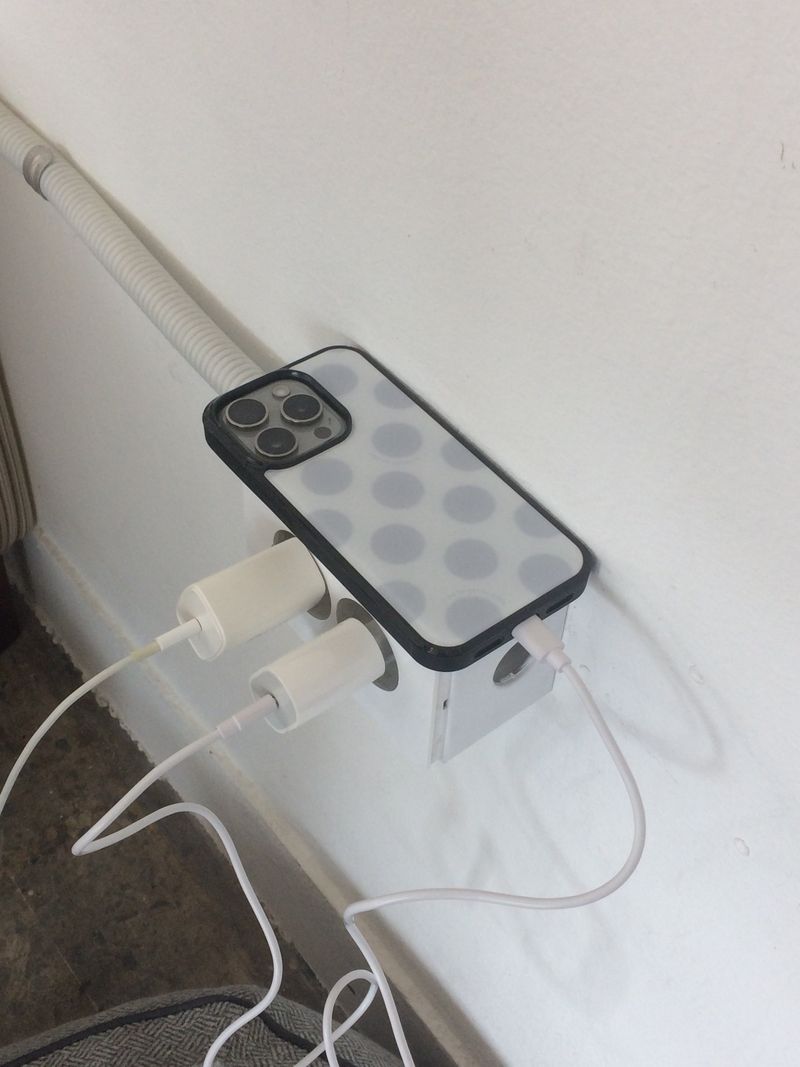 [ORDER MADE] Dot dot Case - White