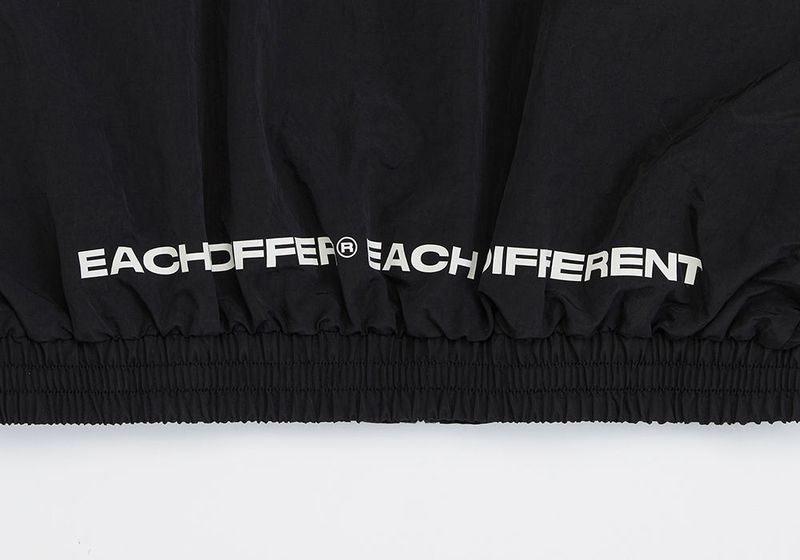 REFLECTIVE WIND BREAKER_BLACK
